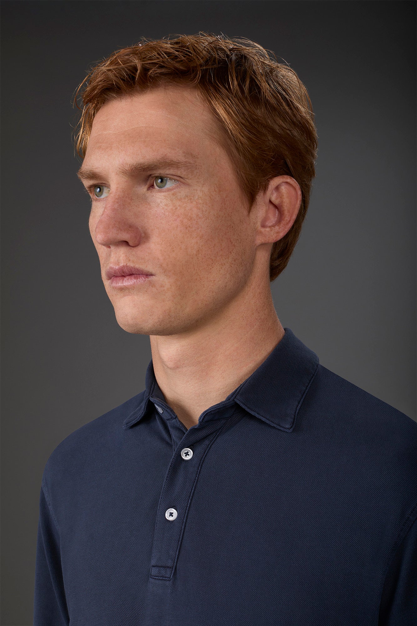 Men's short-sleeved polo shirt in cotton pique