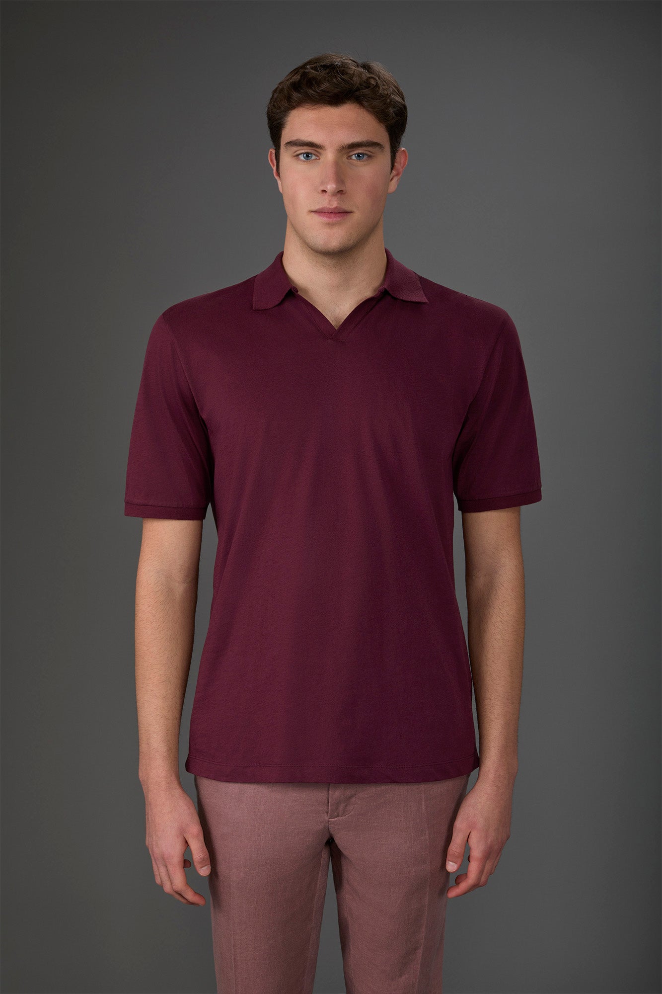 Men's short-sleeved organic cotton polo shirt with derby collar