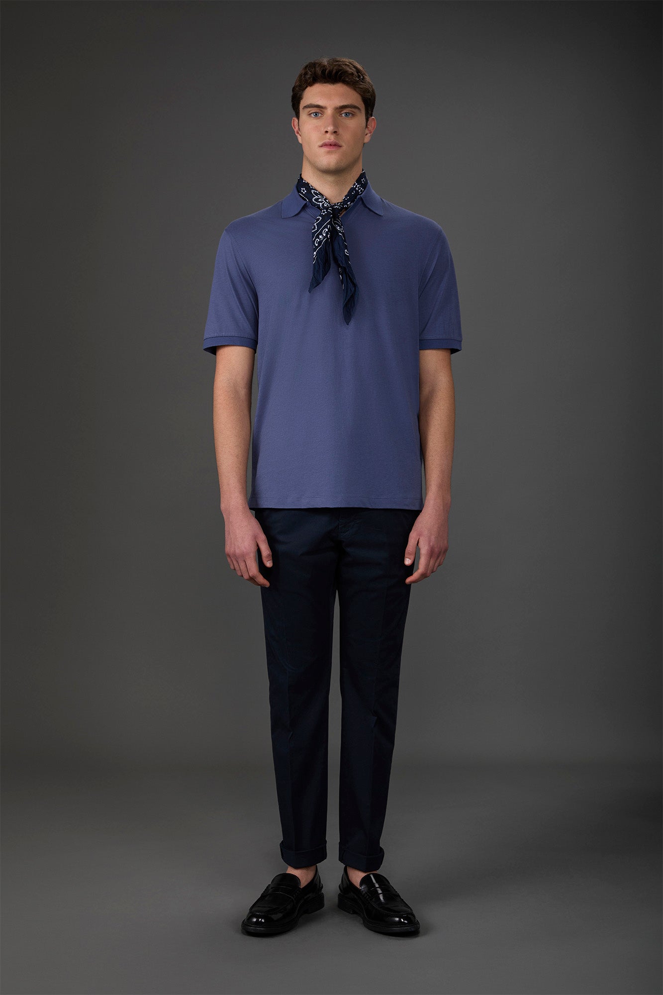 Men's short-sleeved organic cotton polo shirt with derby collar