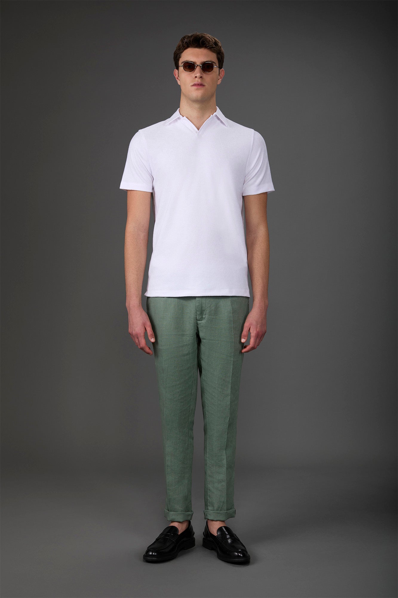 Men's short-sleeved polo shirt in a sponge fabric with derby collar