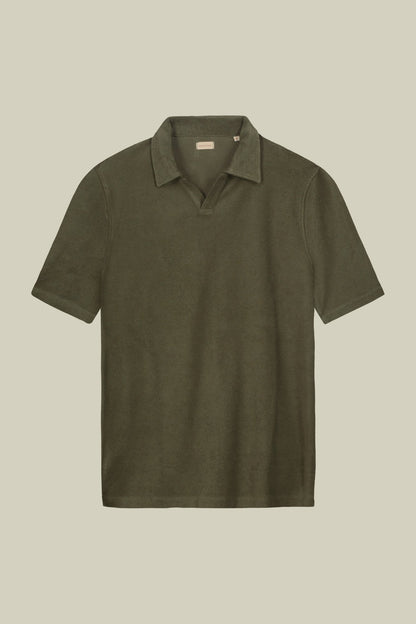 Men's short-sleeved polo shirt in a sponge fabric with derby collar