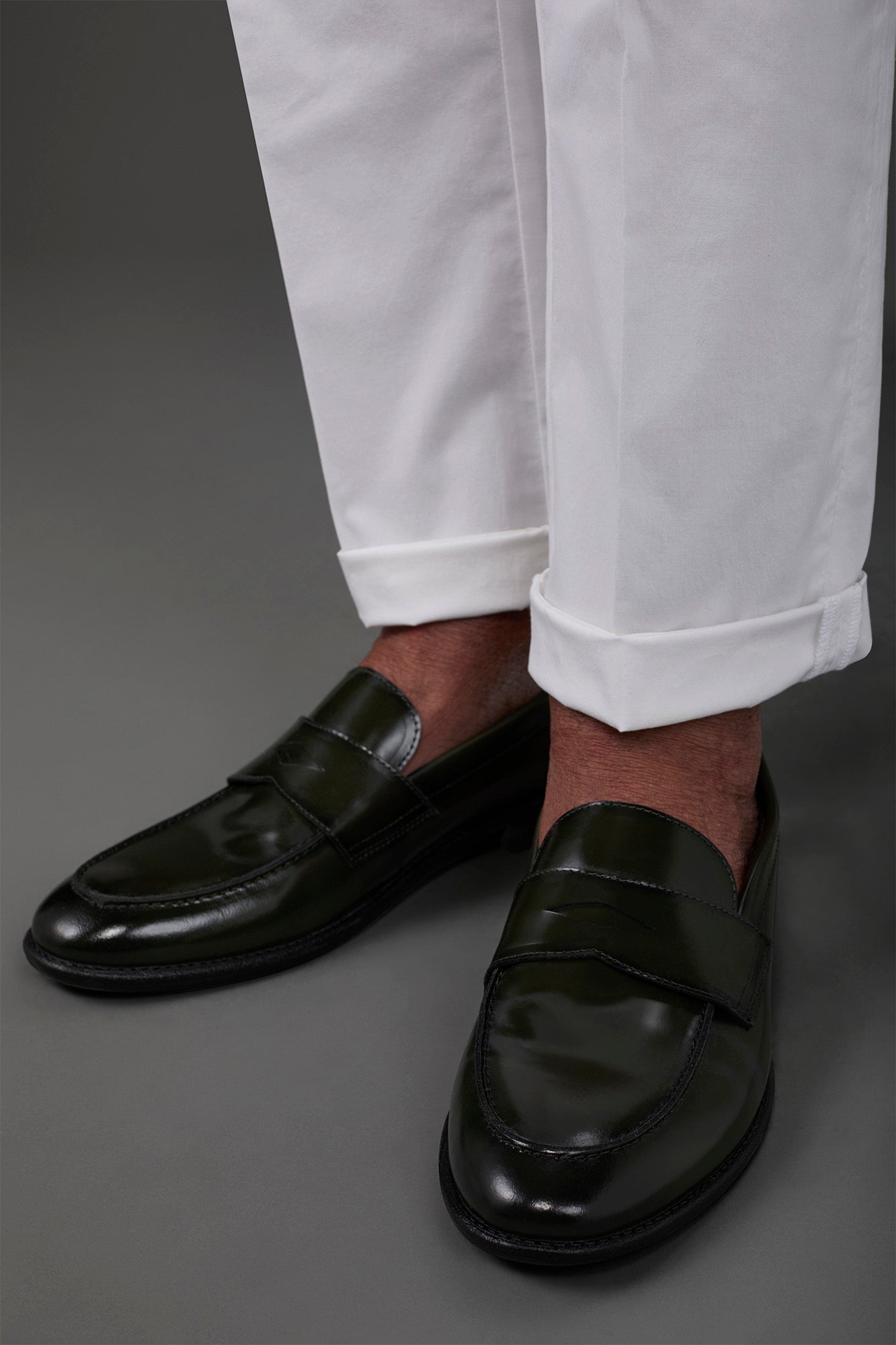 Classic loafers in 100% abrasive leather