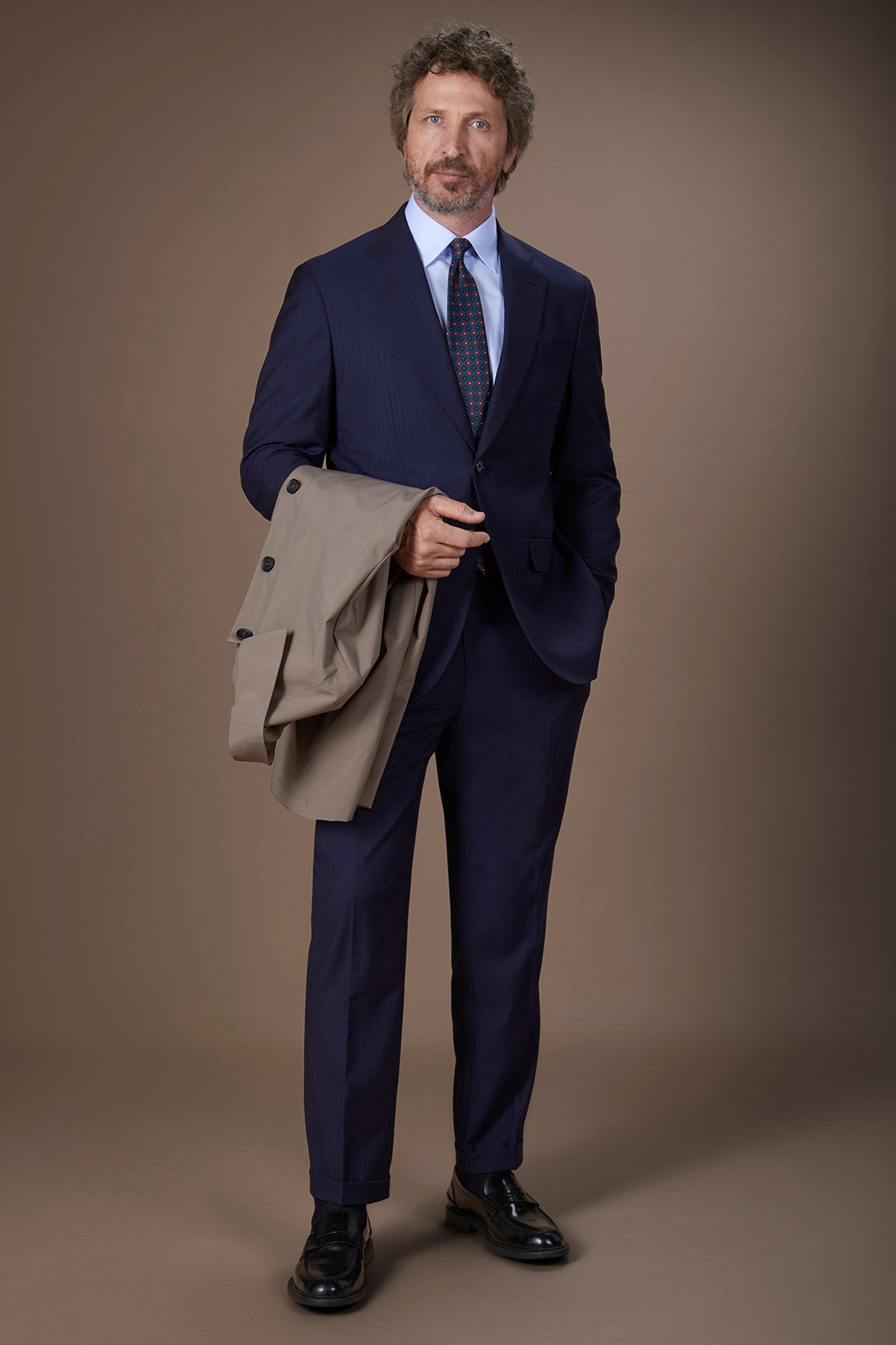 Men's single-breasted suit in herringbone fabric
