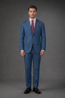 Single-breasted men's suit with classic single-pleat trousers, in pure combed wool with herringbone weave