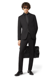 Single-breasted men's suit