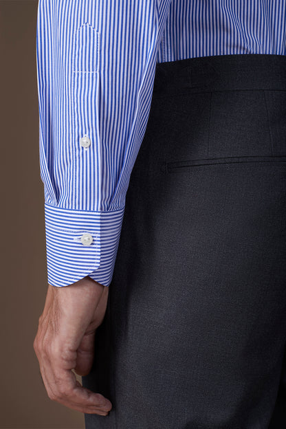 Men's shirt with classic collar in 100% striped cotton