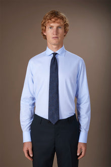 Men's shirt with French collar and 100% cotton herringbone fabric