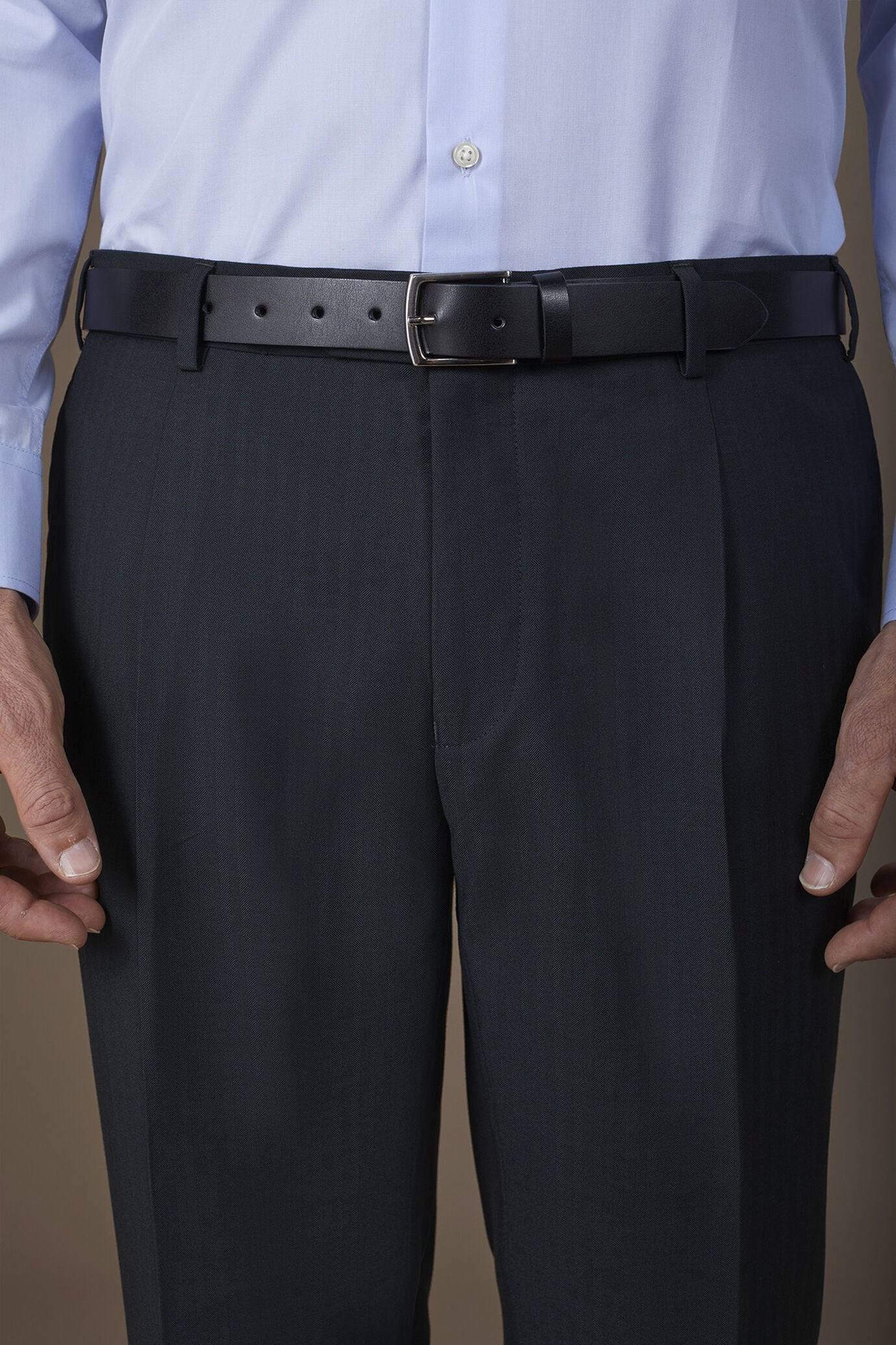 Classic men's belt in 100% leather without stitching