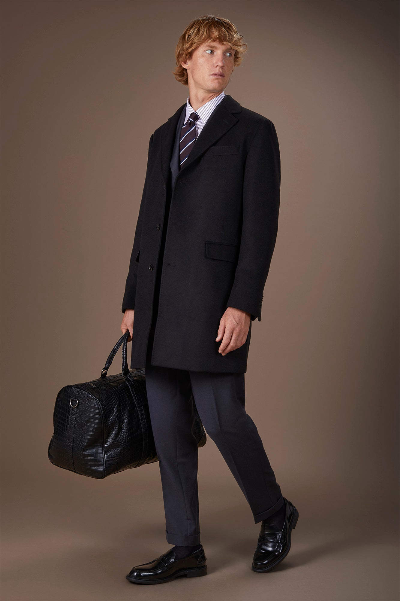 Men's single-breasted coat in regular fit velour fabric