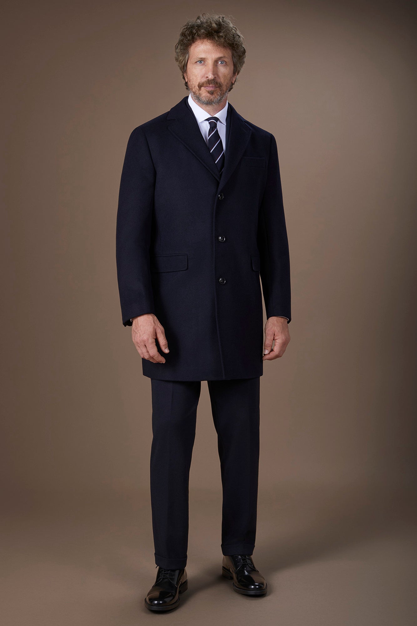 Men's single-breasted coat in regular fit velour fabric