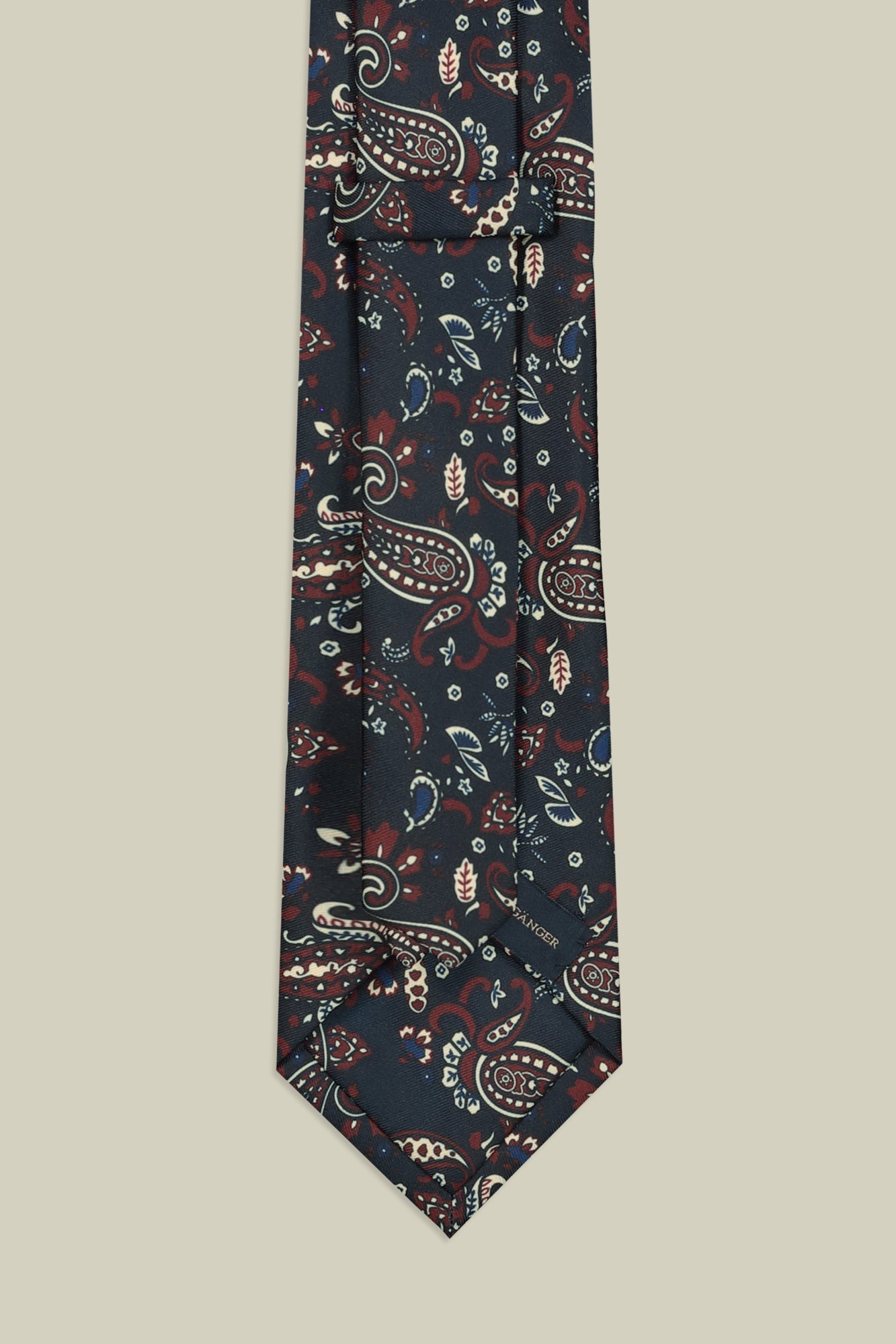 Men's paisley pattern tie