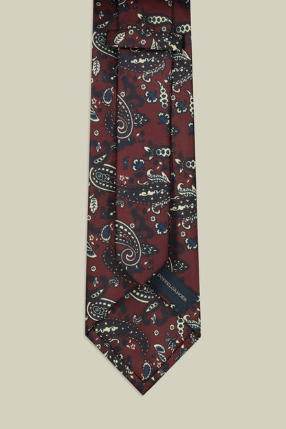 Men's paisley pattern tie