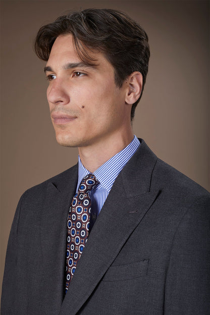 Men's tie with macro geometric patterns