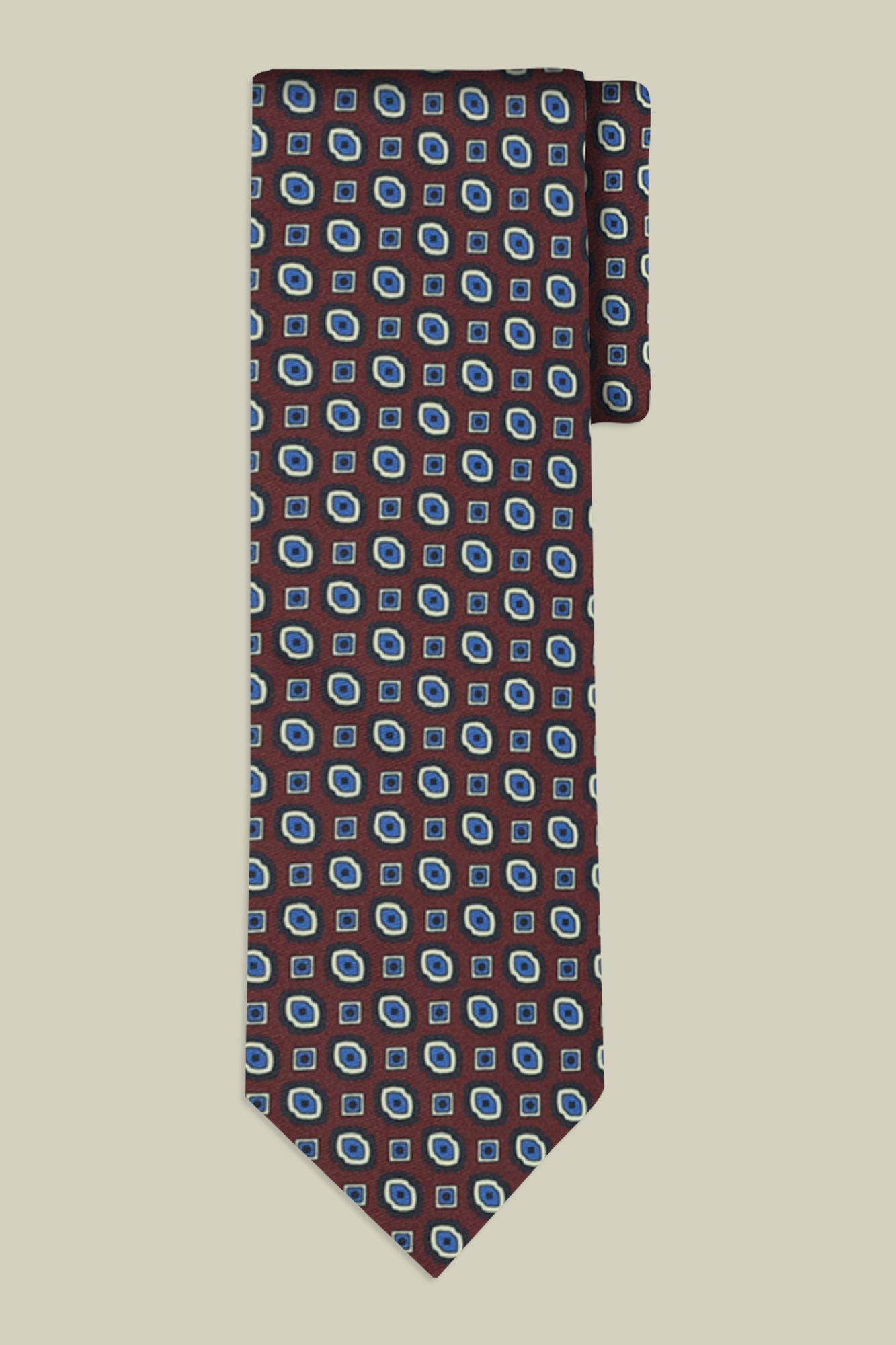 Men's tie with geometric pattern
