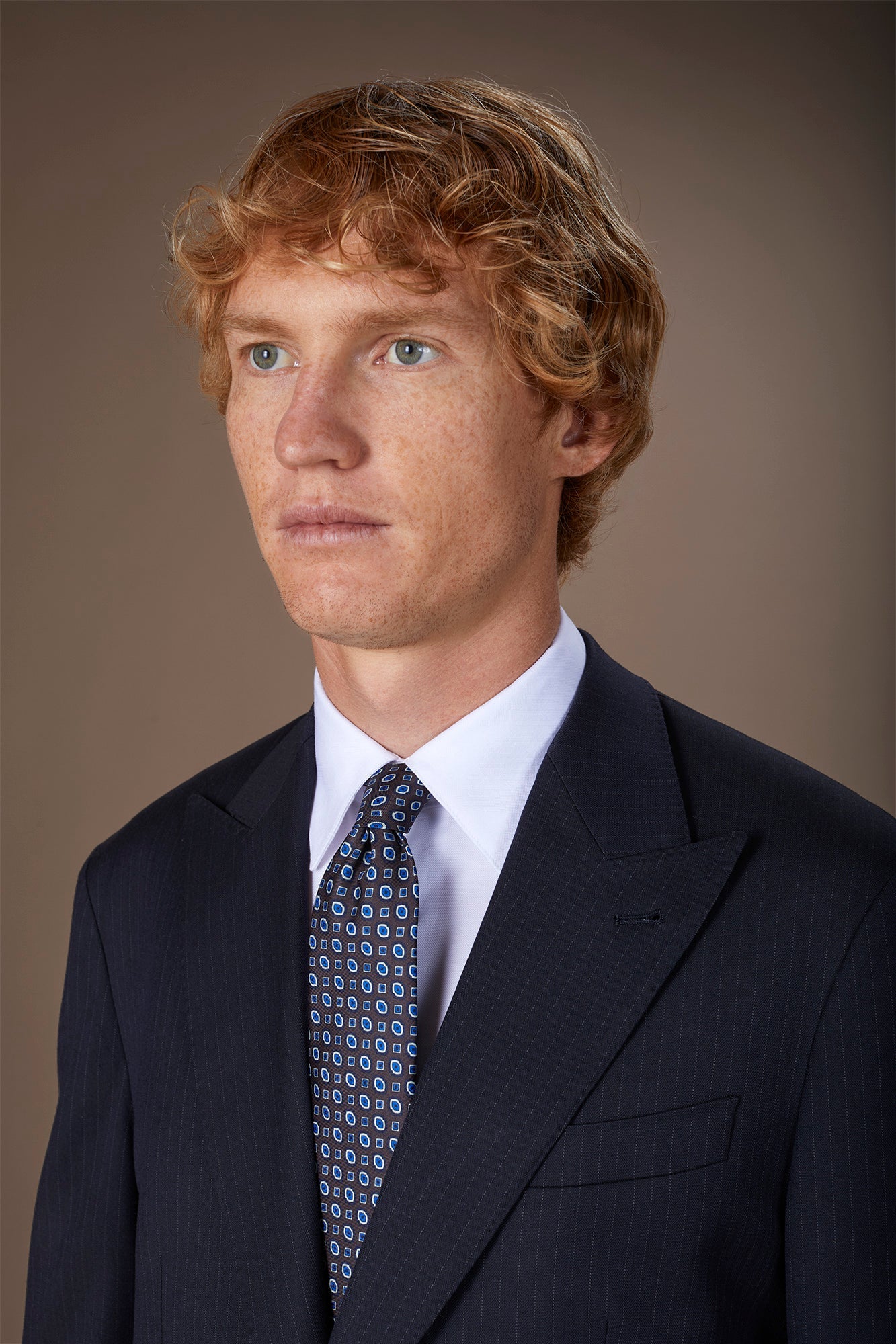 Men's tie with geometric pattern