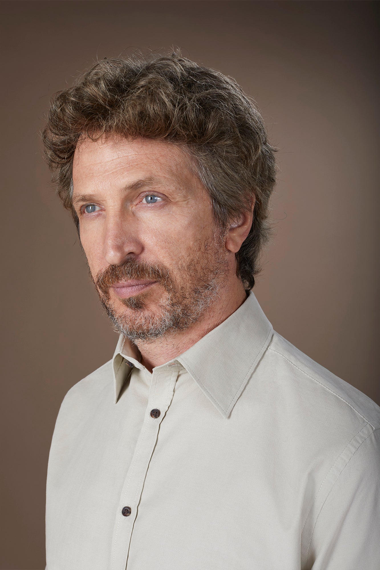 Men's casual shirt in 100% cotton 1000 Stripe velvet fabric plain colour