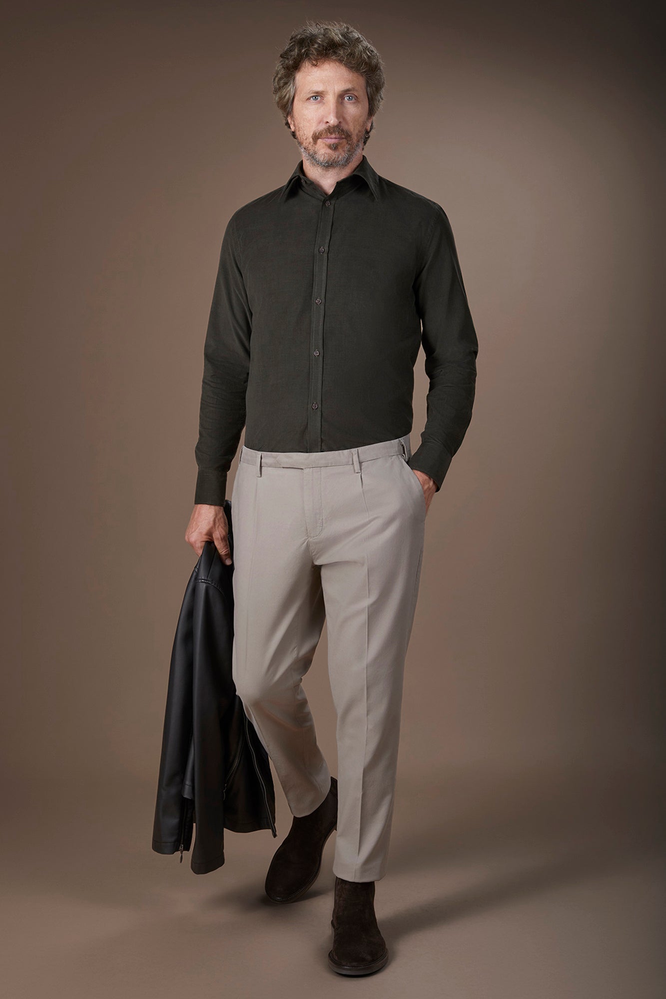 Men's casual shirt in 100% cotton 1000 Stripe velvet fabric plain colour