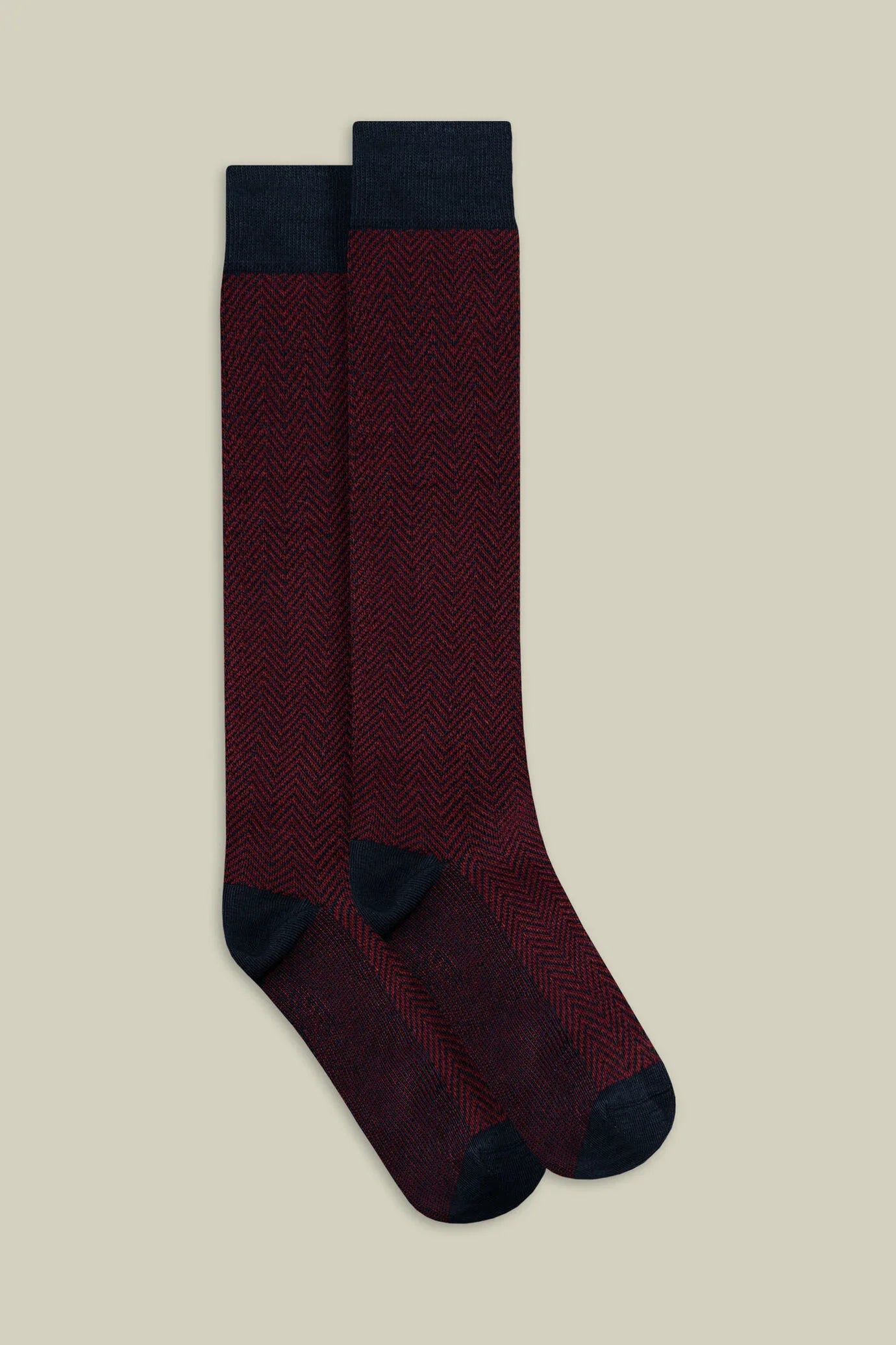 Men's plain knit socks with herringbone pattern