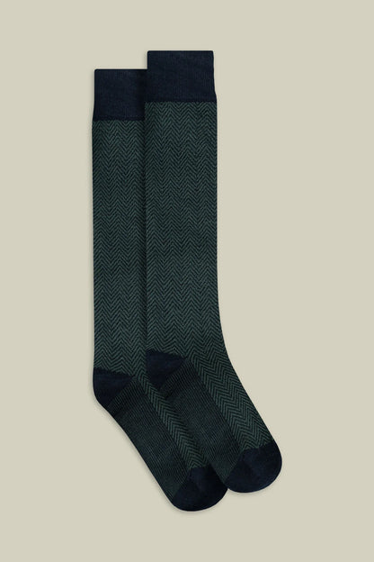 Men's plain knit socks with herringbone pattern