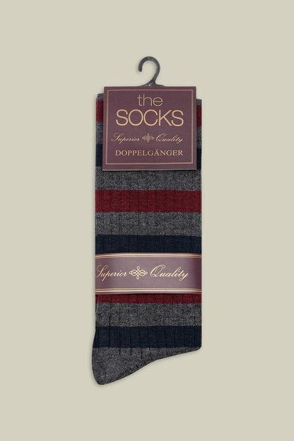 Men's plain knit socks with horizontal stripes