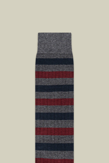 Men's plain knit socks with horizontal stripes