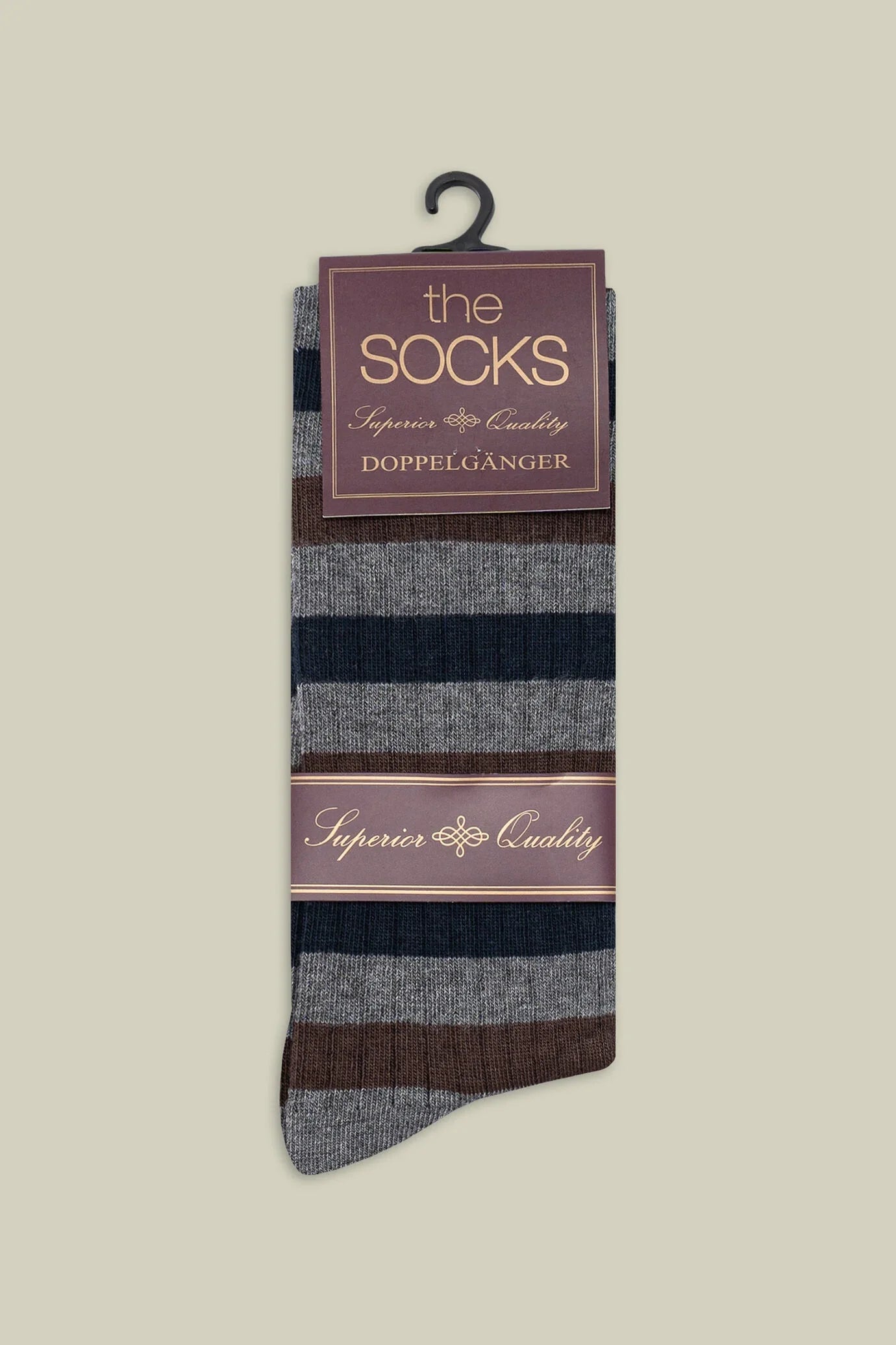Men's plain knit socks with horizontal stripes