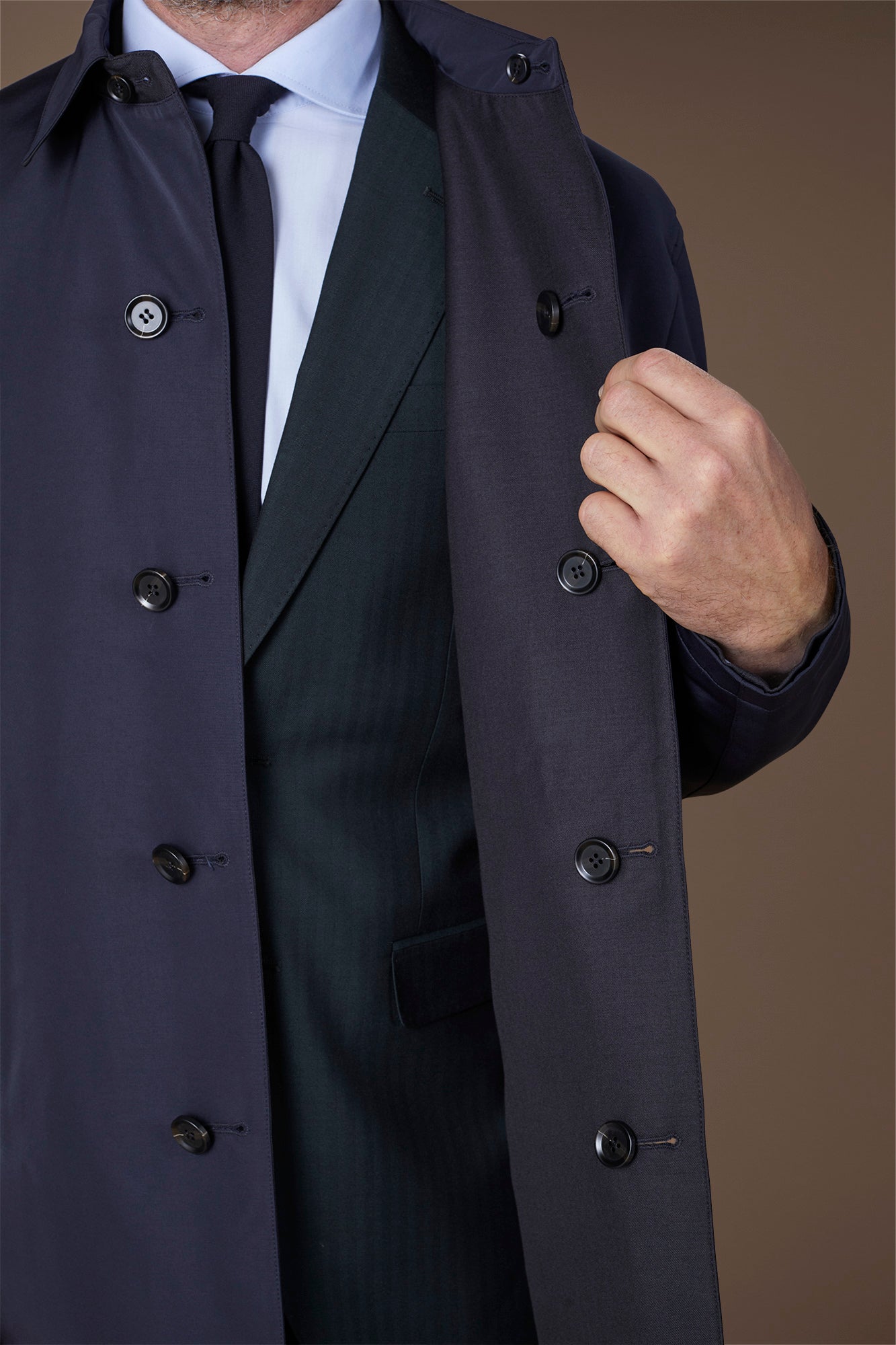 Men's regular fit reversible raincoat in a wool blend/technical fabric
