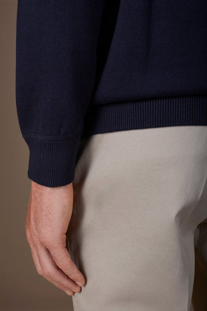 Men's regular fit crew neck jumper in 100% cotton