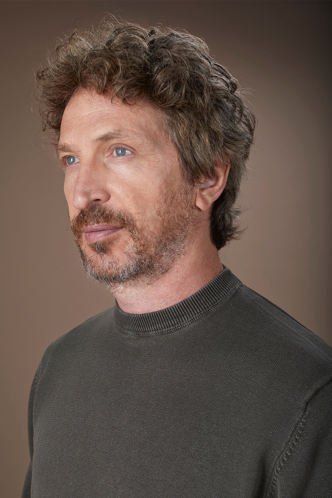 Men's regular fit crew neck jumper in 100% cotton