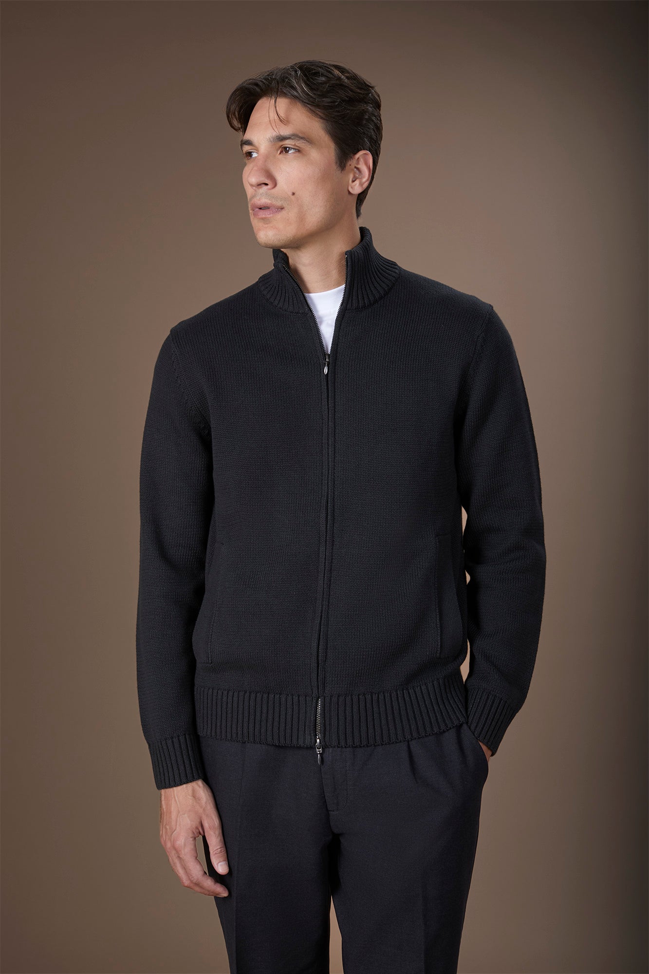 Men's 100% cotton cardigan with zip closure regular fit
