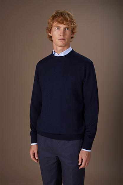 Men's regular fit crew neck jumper in 100% extra fine merino wool