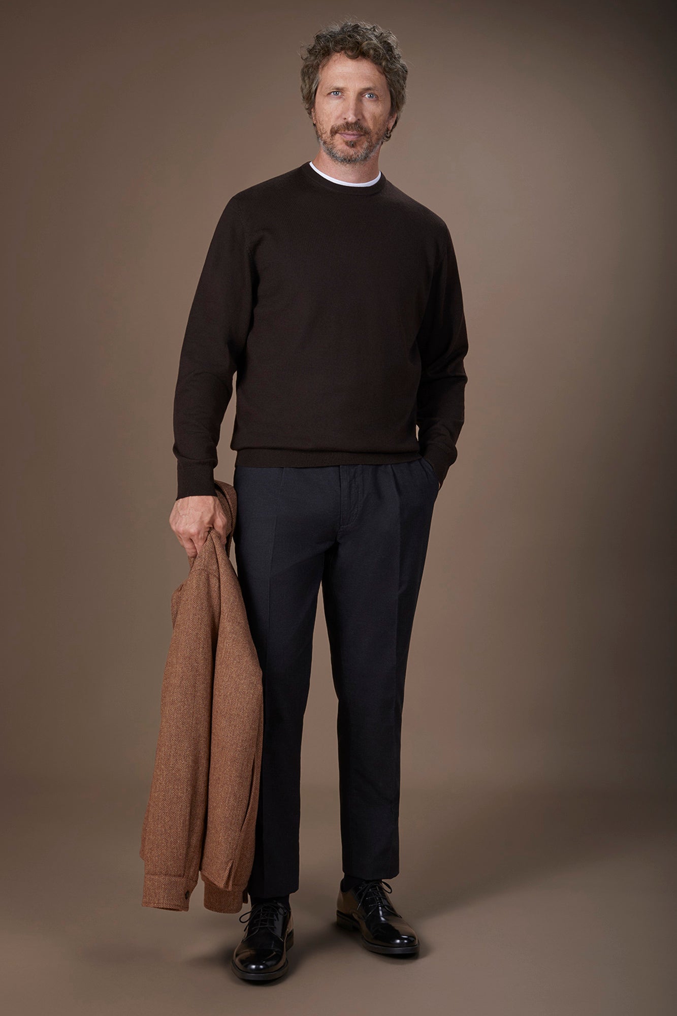 Men's regular fit crew neck jumper in 100% extra fine merino wool