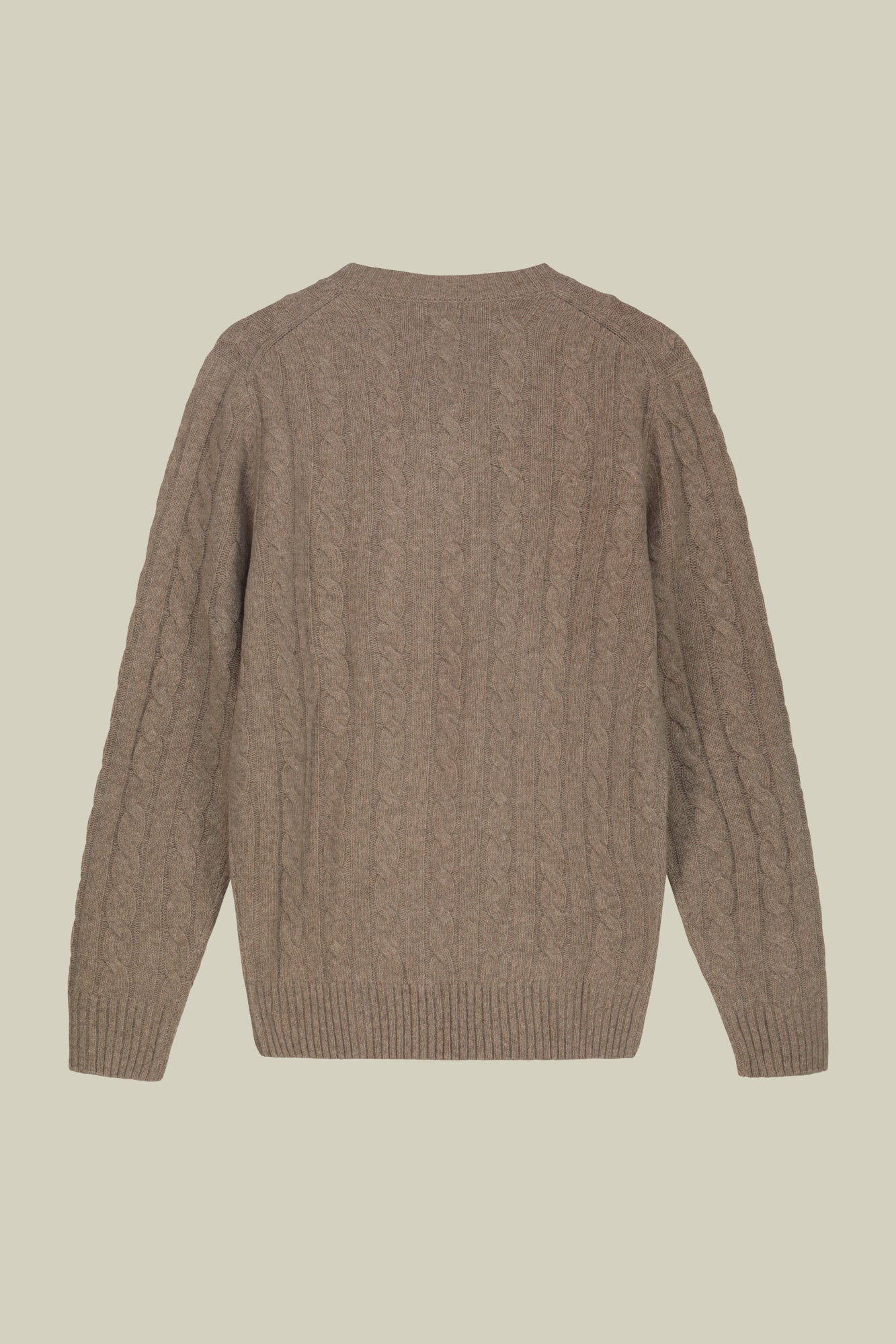 Men's lambswool crew neck jumper in a regular fit
