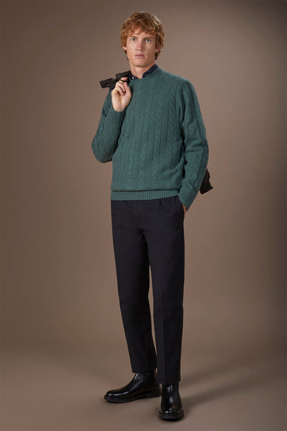 Men's lambswool crew neck jumper in a regular fit