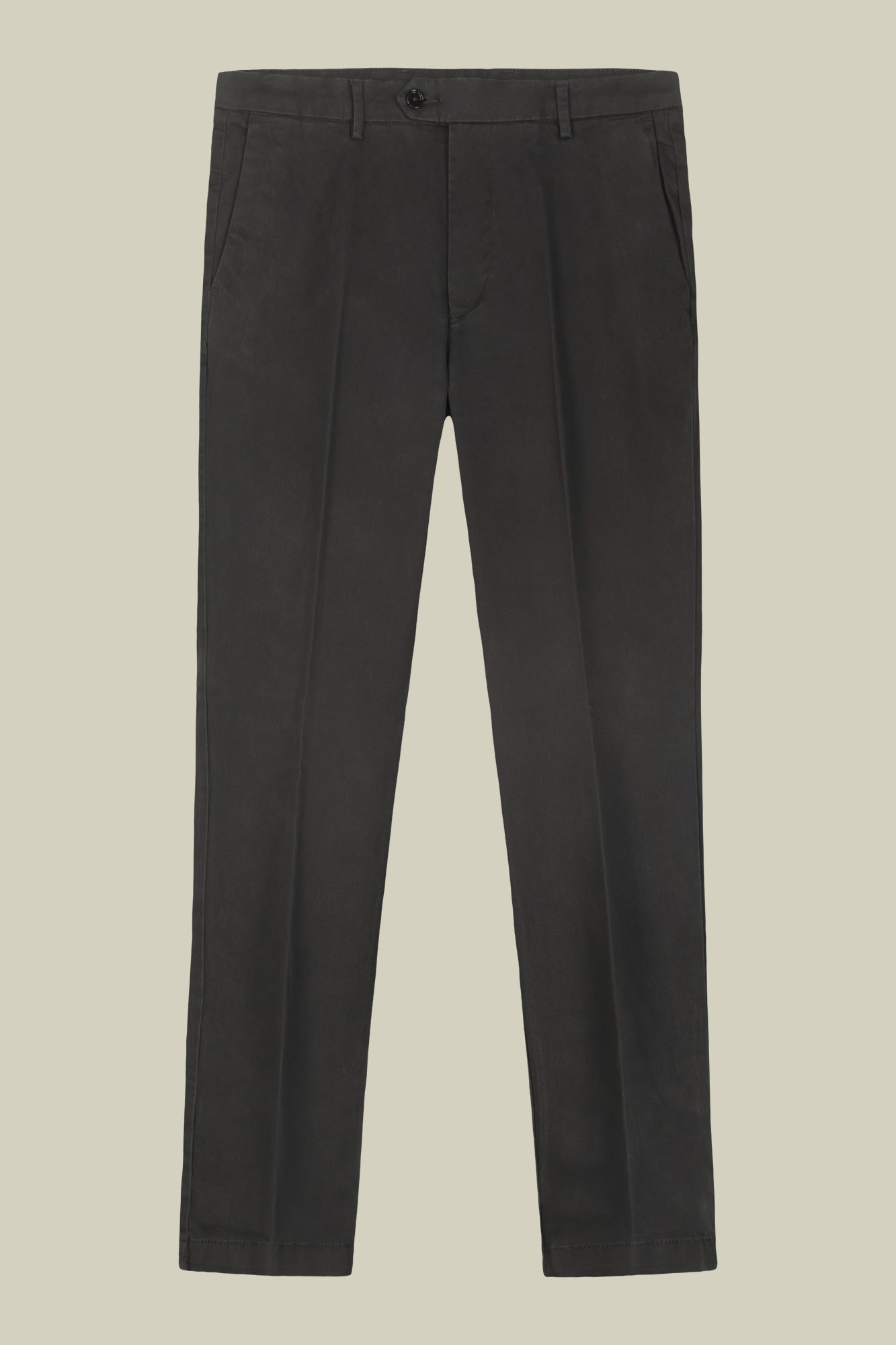 Classic men's chinos in regular fit with stretch twill construction