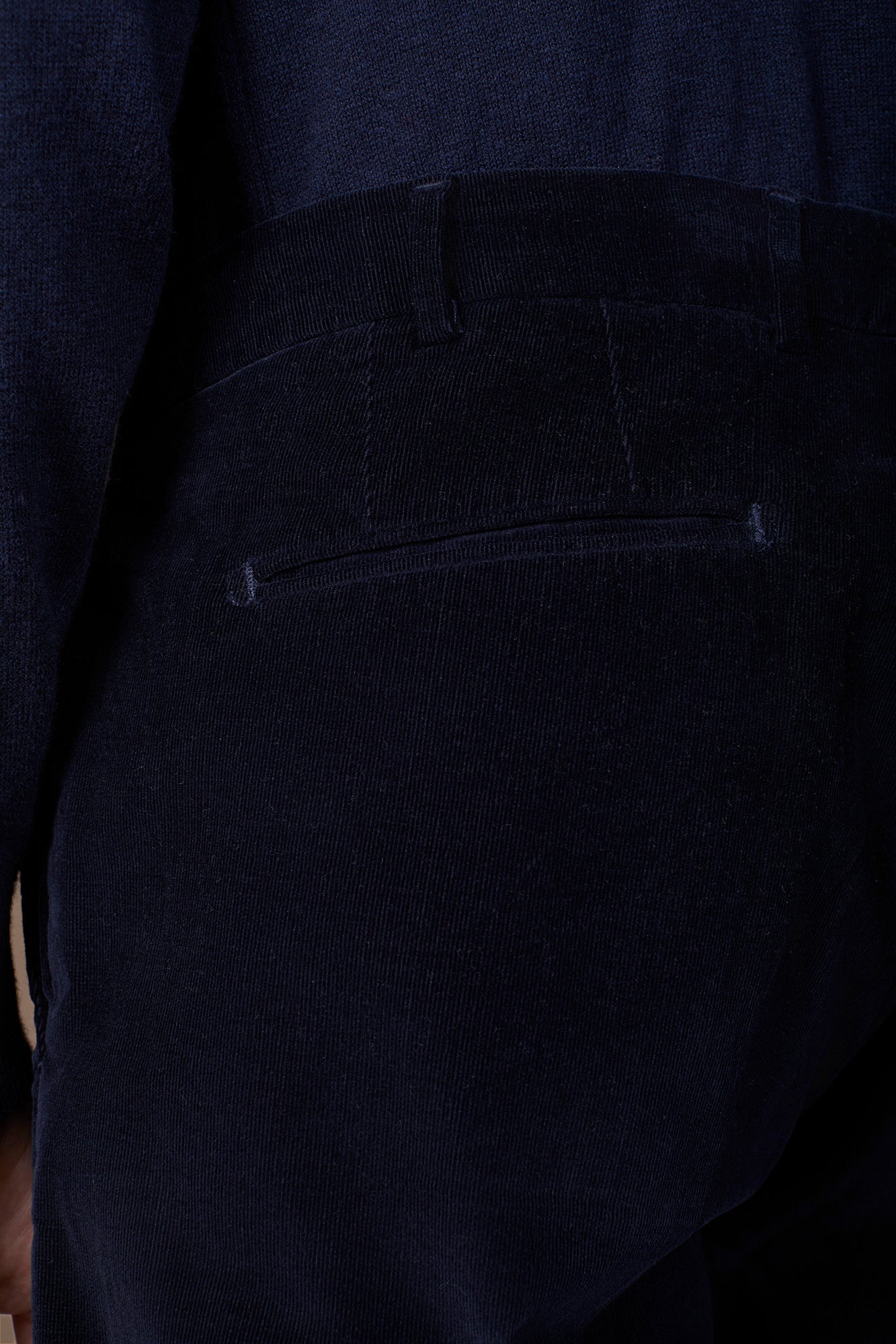 Men's classic trousers in 1000-line velvet regular fit