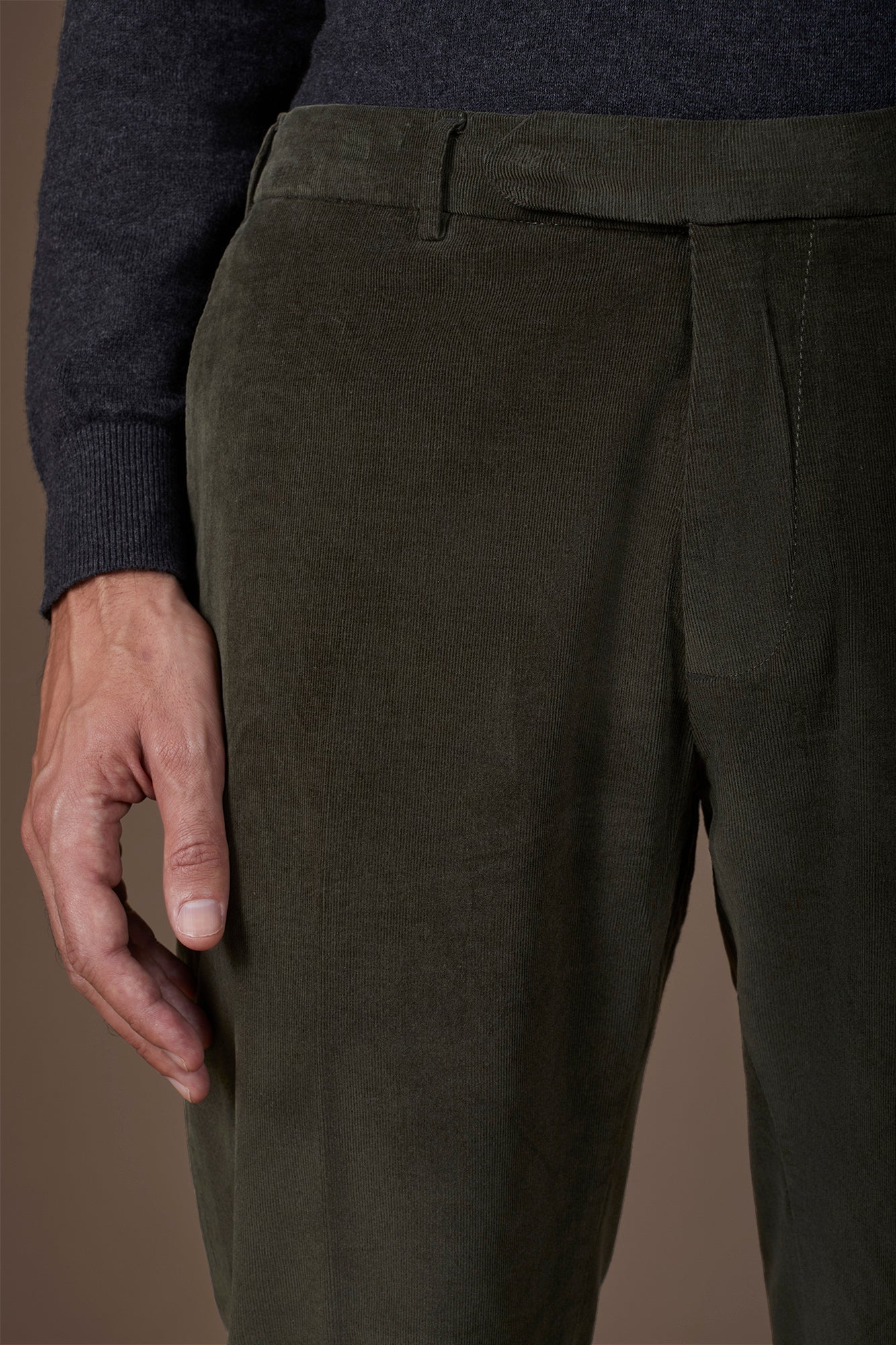 Men's classic trousers in 1000-line velvet regular fit