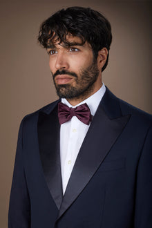 Classic satin bow tie for men