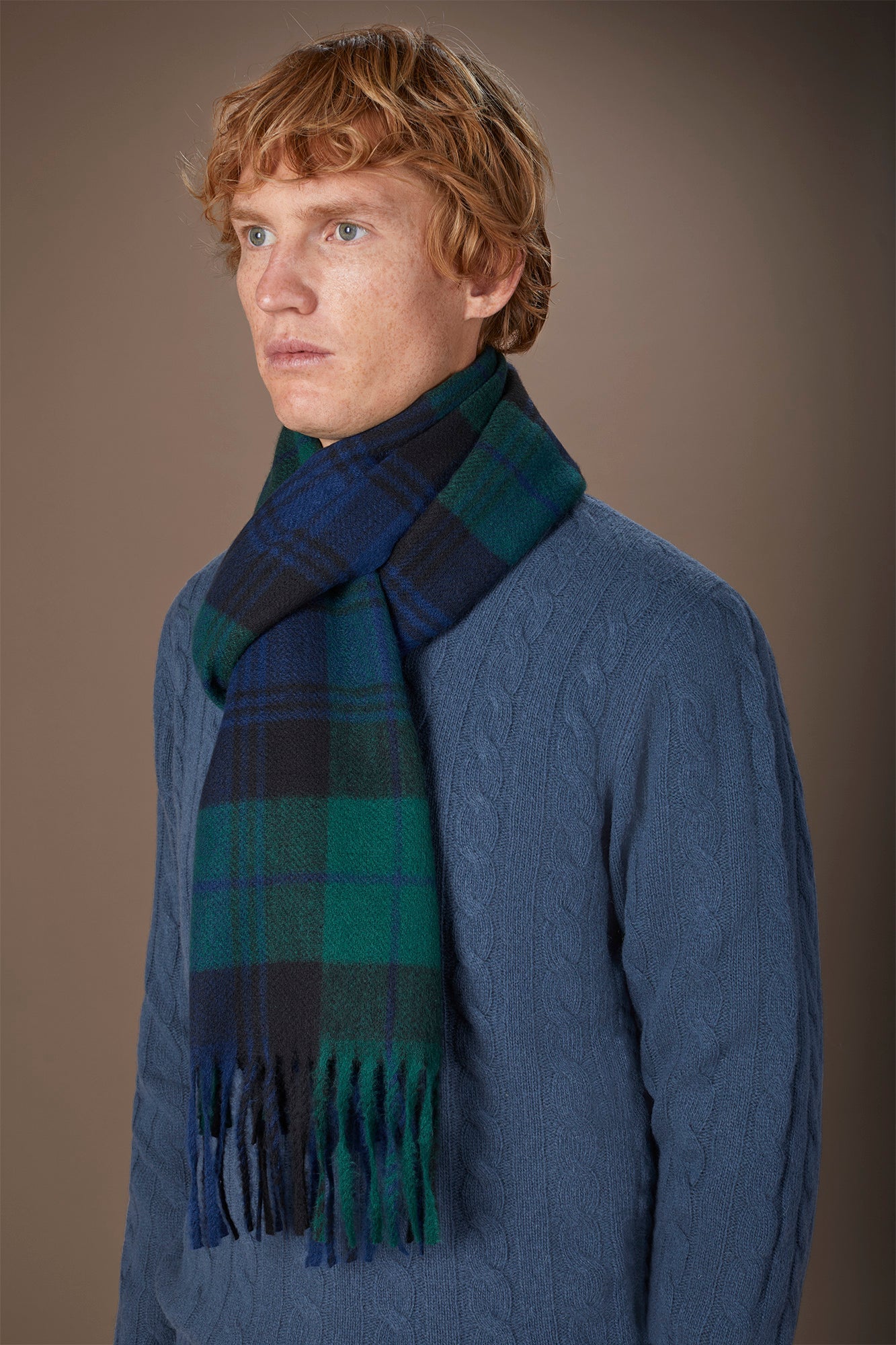 Men's tartan pattern scarf