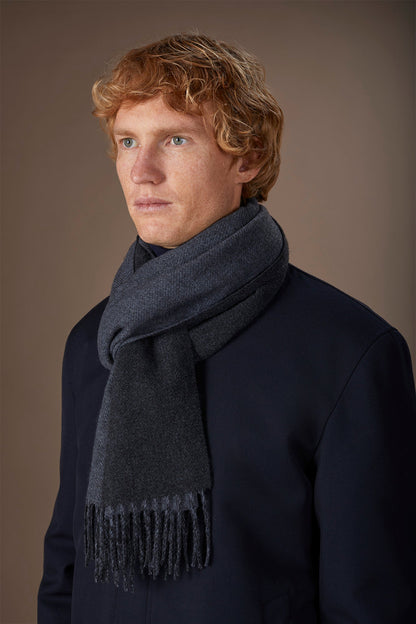 Two-tone double face men's scarf