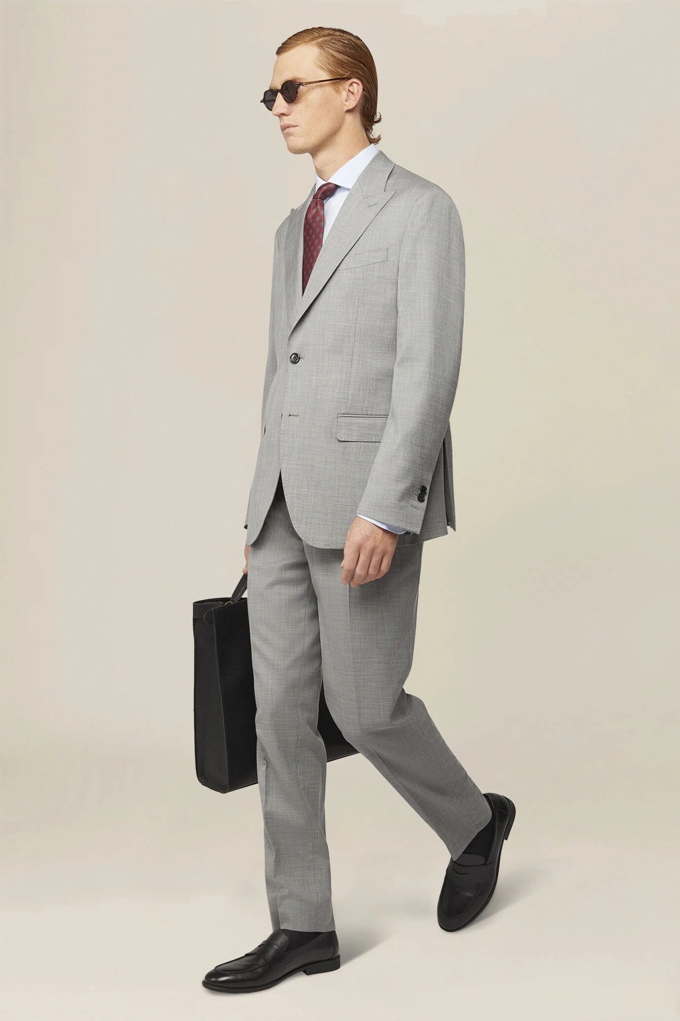 Men's single-breasted suit in grisaille fabric, regular fit