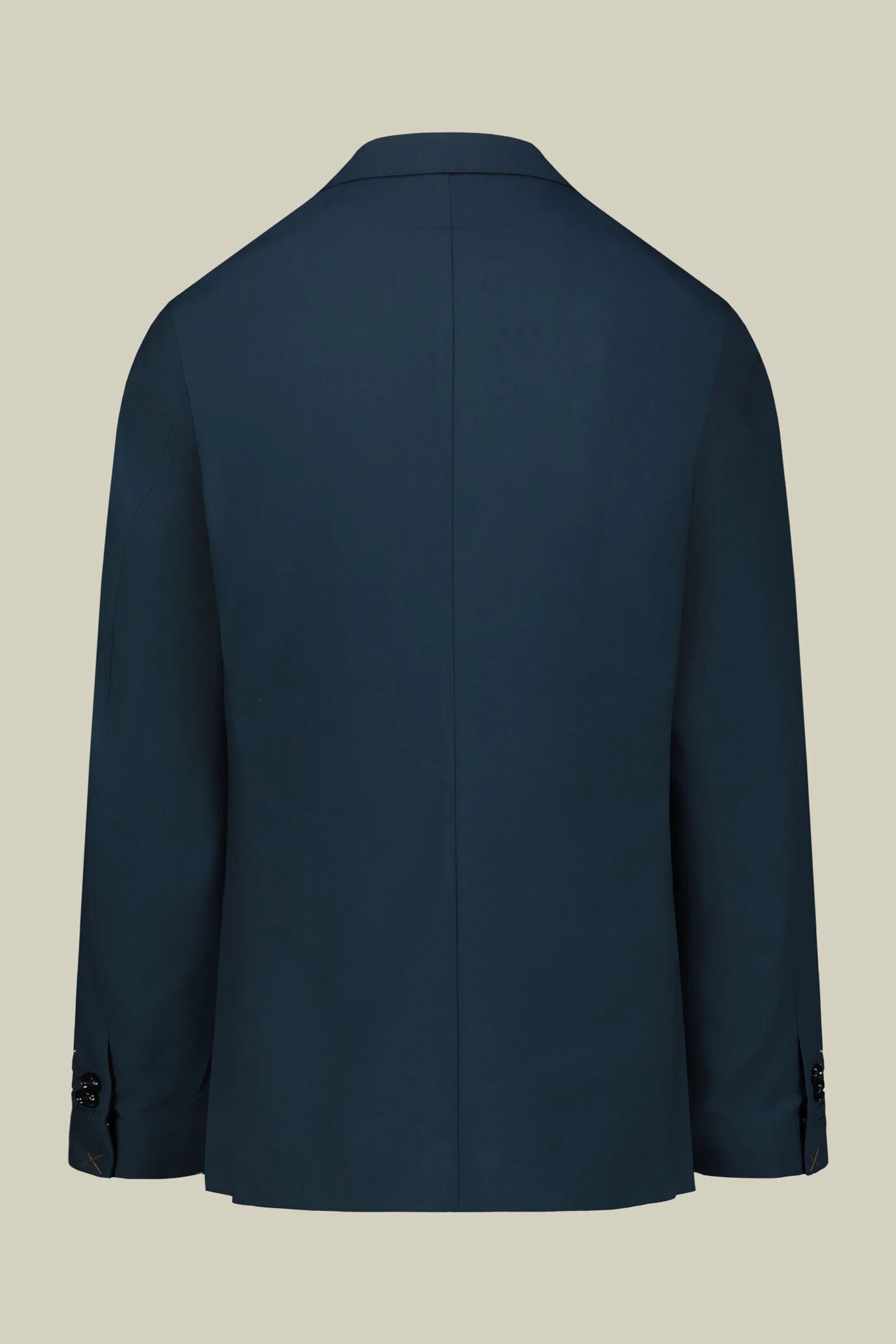 Plain men's suit with regular fit peak lapel jacket