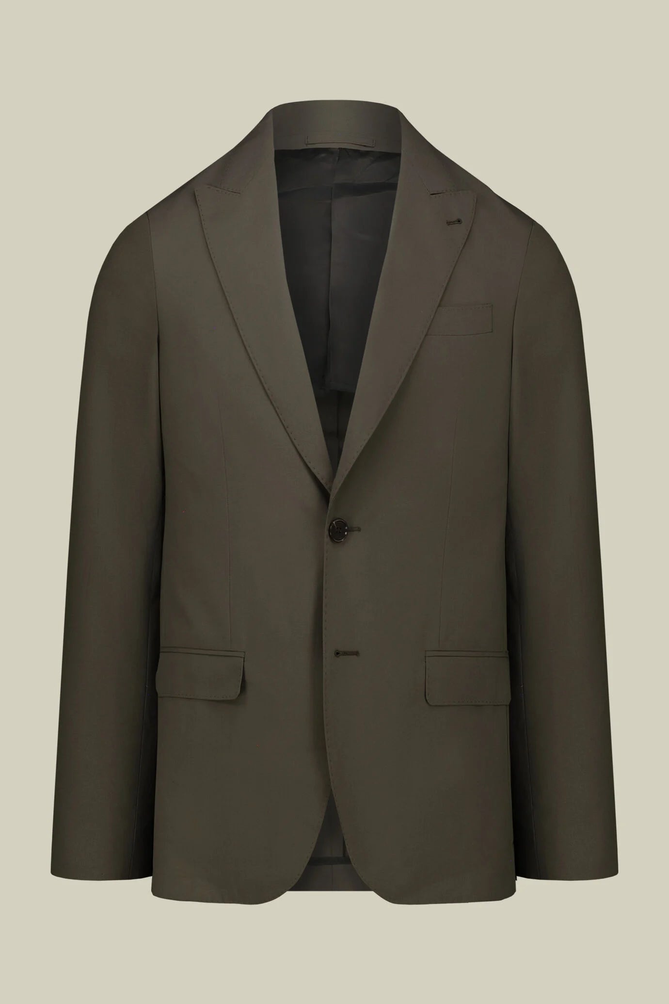 Plain men's suit with regular fit peak lapel jacket