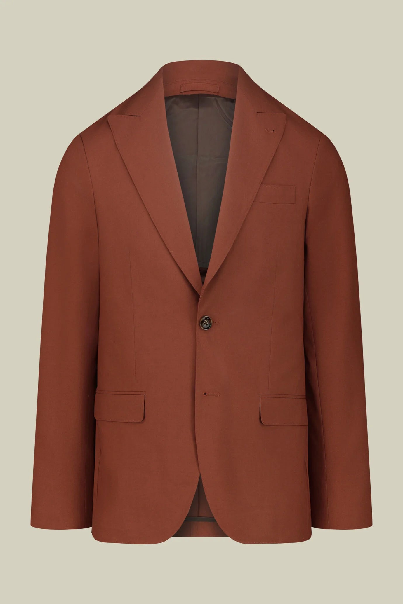 Plain men's suit with regular fit peak lapel jacket