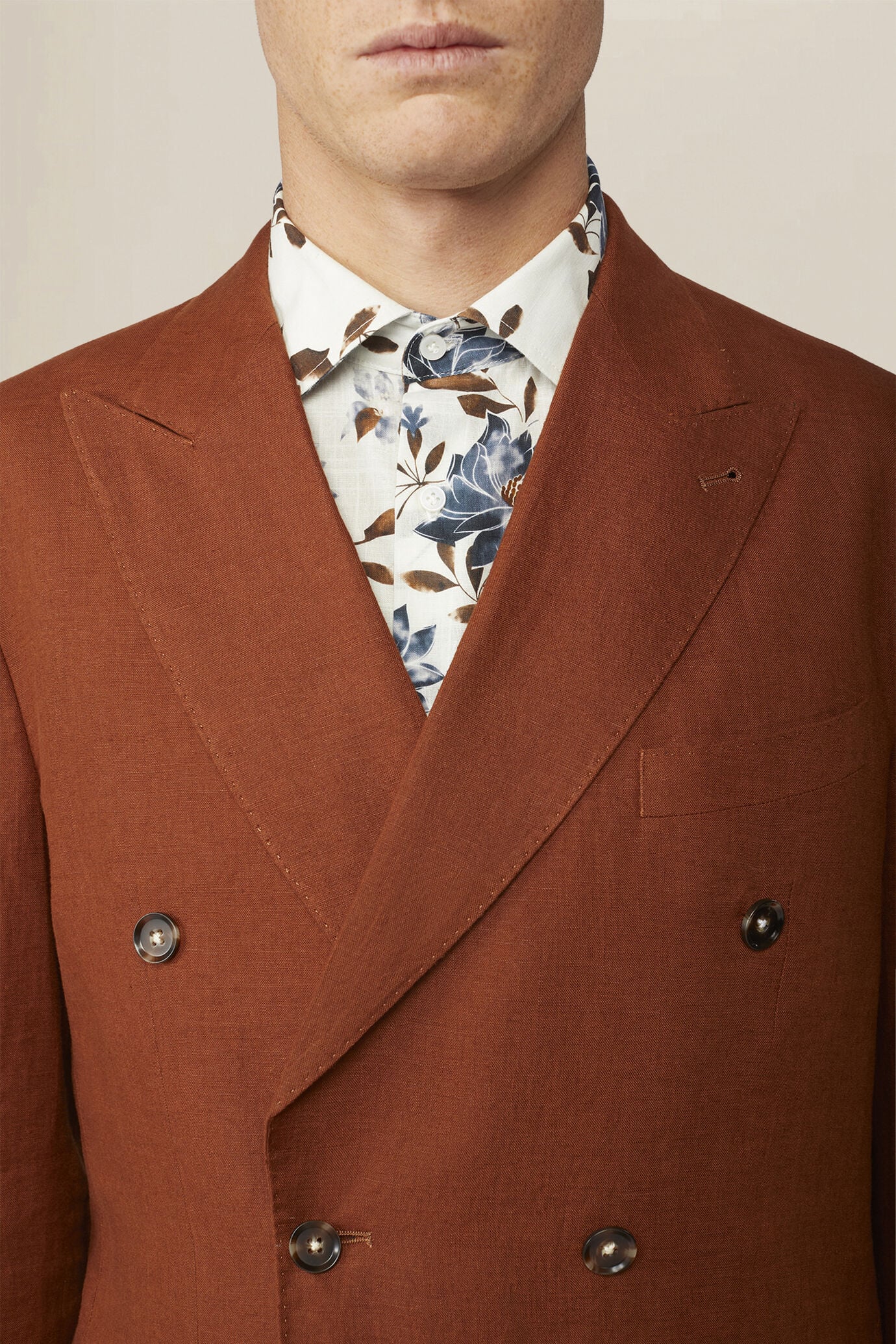 Men's double-breasted suit in 100% linen, regular fit