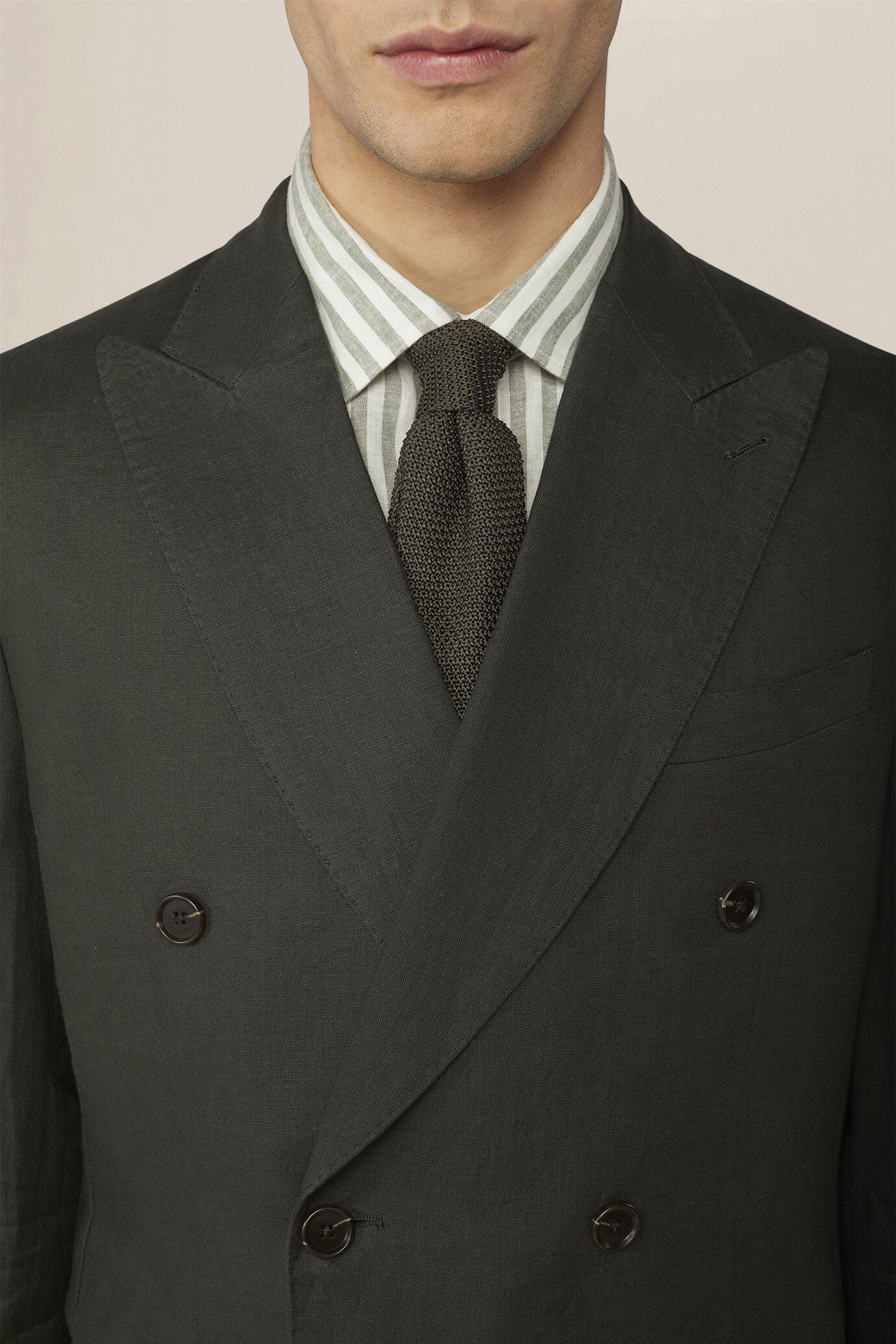 Men's double-breasted suit in 100% linen, regular fit