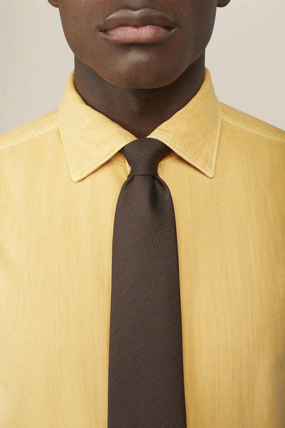 Solid-color men's tie