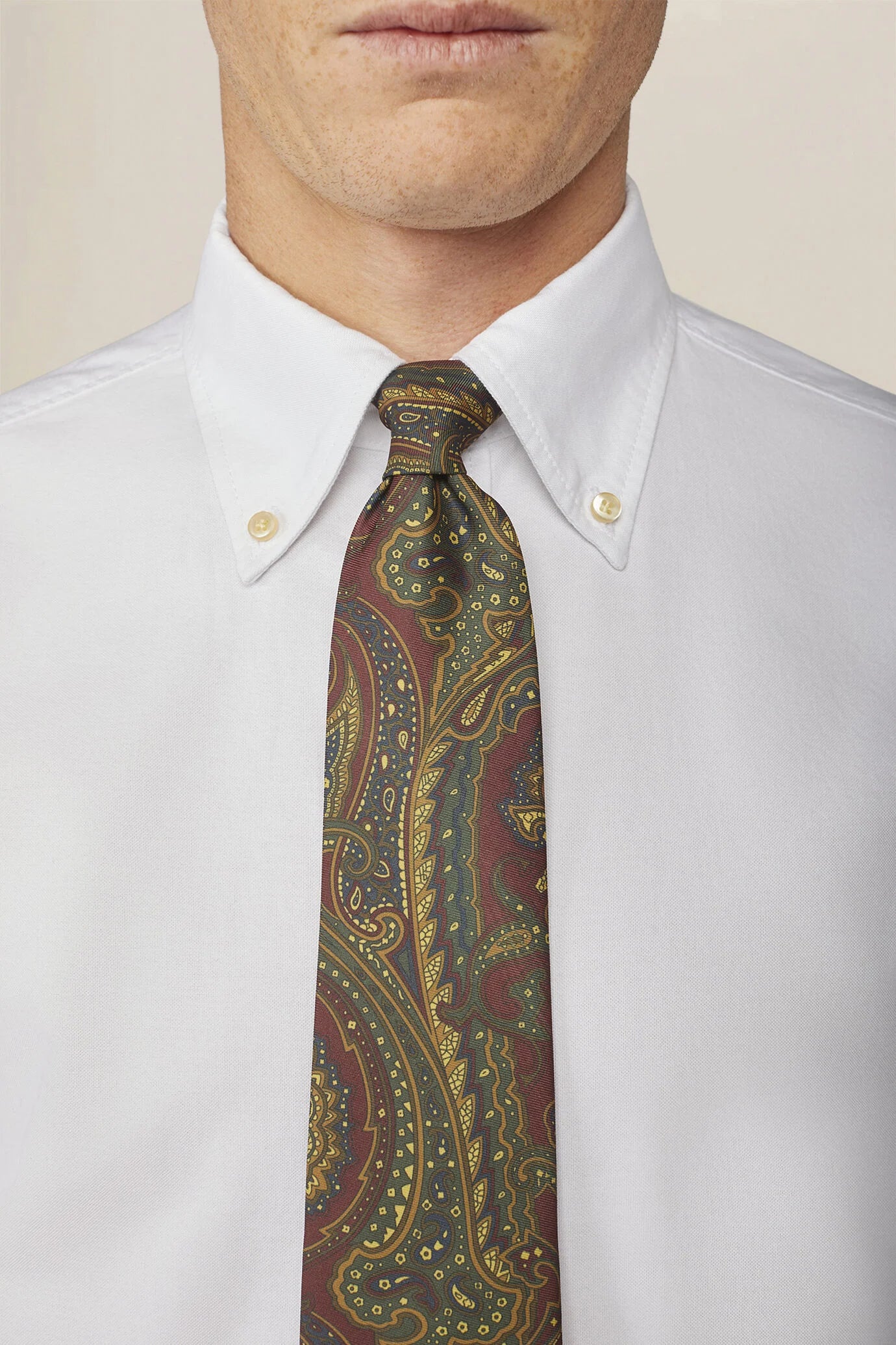 Plain woven men's tie