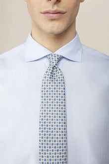Men's tie with micro geometric pattern