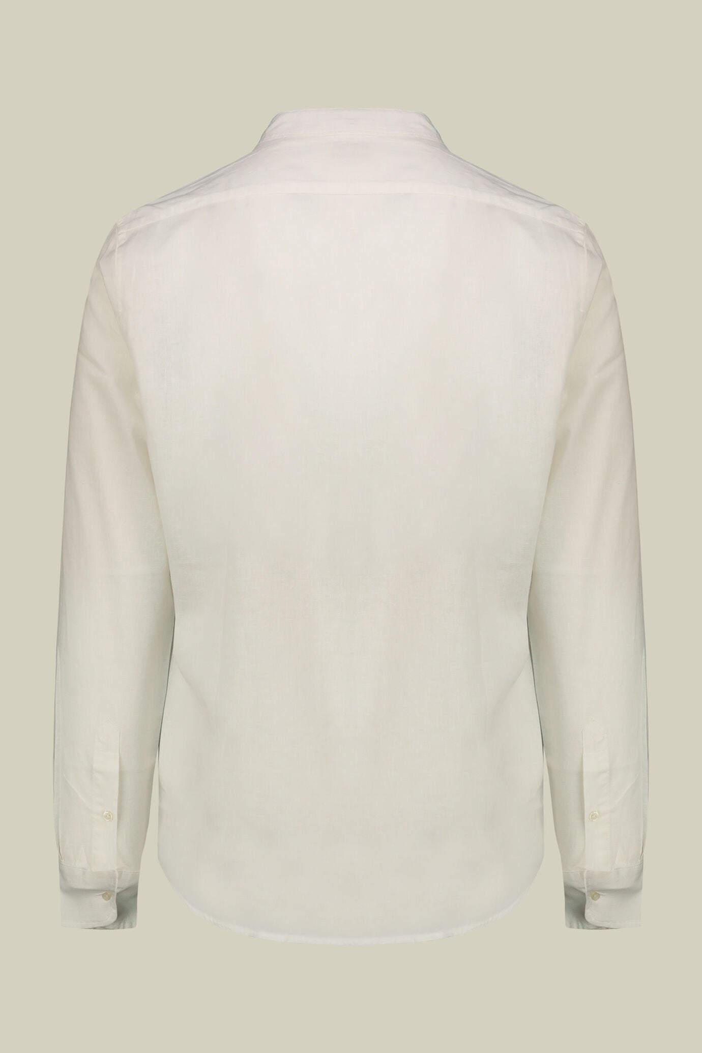Casual men's shirt with mandarin collar and half button fastening, washed linen and cotton fabric